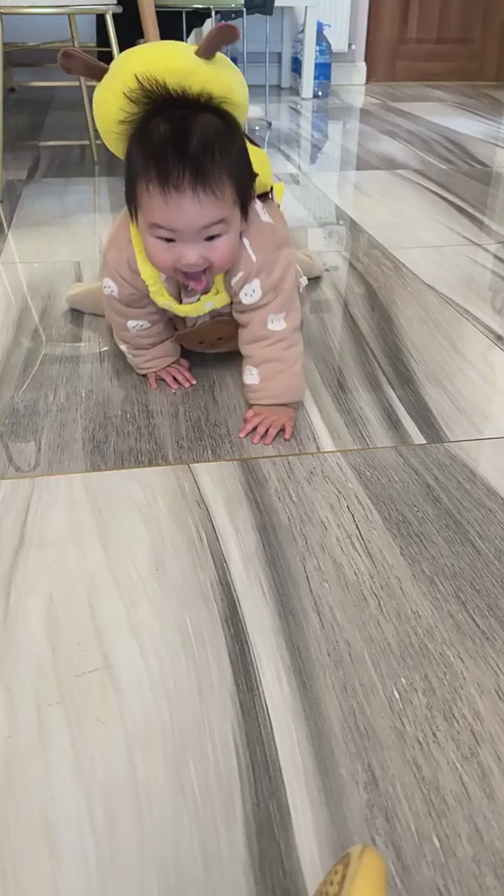 Tiny Nest™ Safety Pillow”